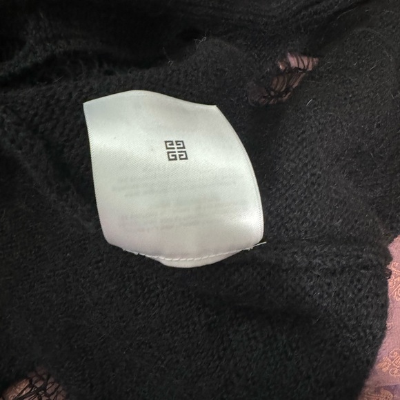 Givenchy Distressed Sweater - Picture 9 of 10